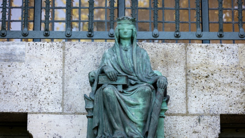 Drehbuchautorin von "Keinohrhasen" und "Zweiohrk&uuml;ken" steht mehr Geld zu