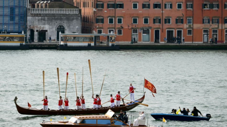 Papa Francisco preside missa em Veneza, sua primeira viagem em meses