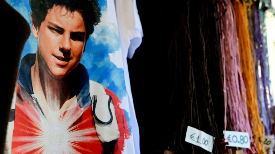 El Vaticano pospone la canonizaci&oacute;n del beato "influencer", tras la muerte del Papa