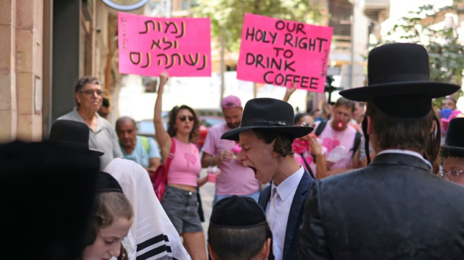 Disputas durante el sabbat en un caf&eacute; ponen de manifiesto la polarizaci&oacute;n en Israel