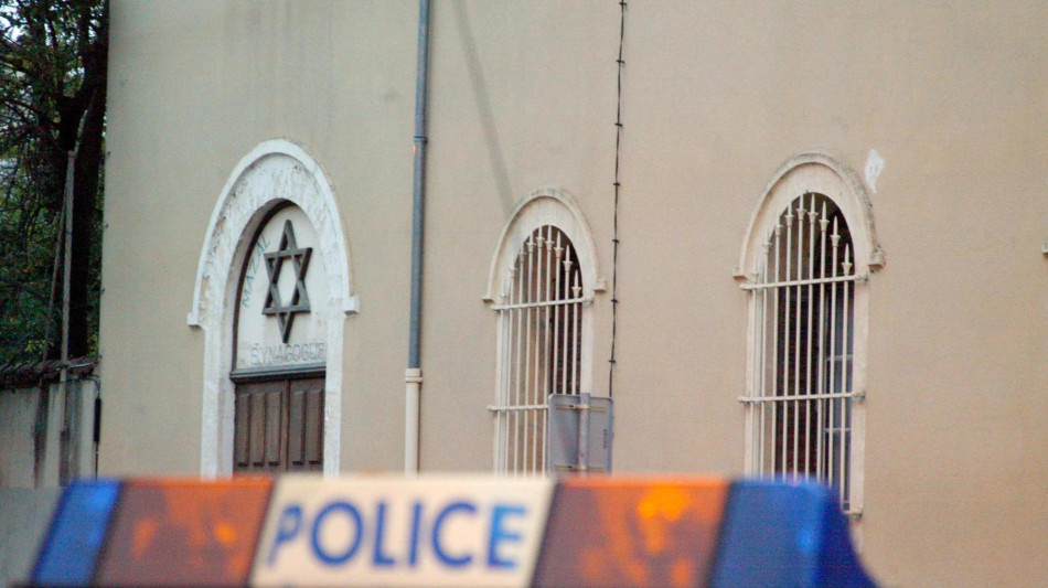 La Francia rafforza la sicurezza sui siti ebraici