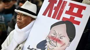 Nouvelles manifestations pour et contre l'arrestation de Yoon au lendemain d'une premi&egrave;re tentative rat&eacute;e