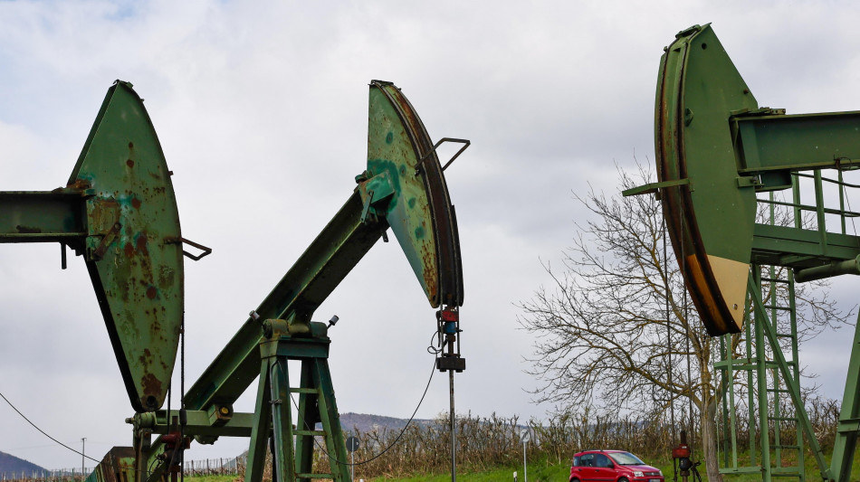 Il petrolio chiude in rialzo a New York a 94,48 dollari