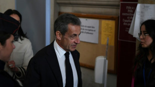 Frankreichs Ex-Präsident Sarkozy in Berufungsprozess vor Gericht