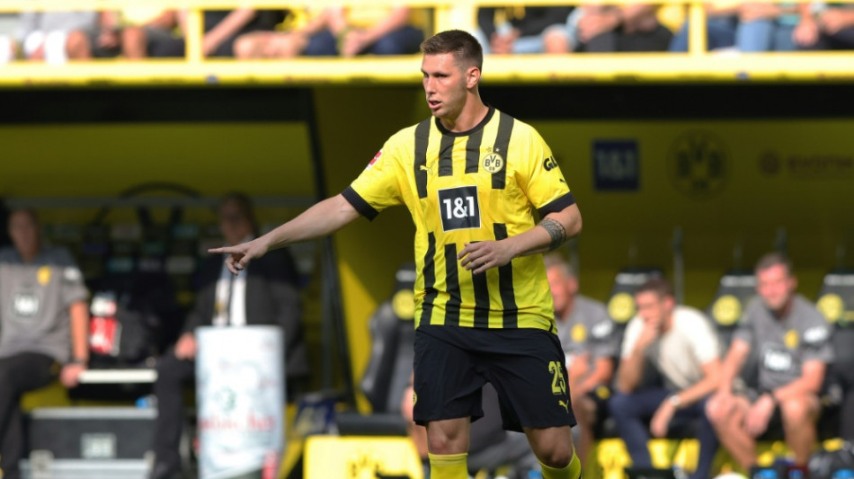 Struth: S&uuml;les Essgewohnheiten Thema bei BVB-Verhandlungen