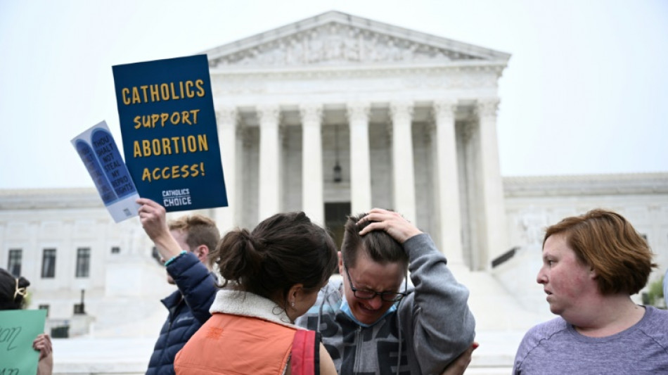 Biden se jette dans la bataille pour le droit à l'avortement, en péril à la Cour suprême