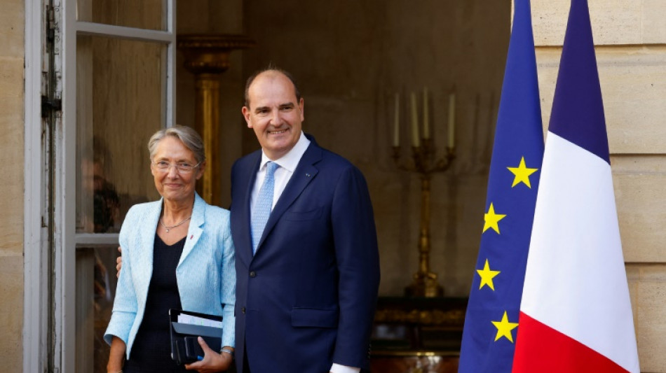 Elisabeth Borne, une nouvelle Premi&egrave;re ministre d&eacute;j&agrave; face aux urgences et aux oppositions