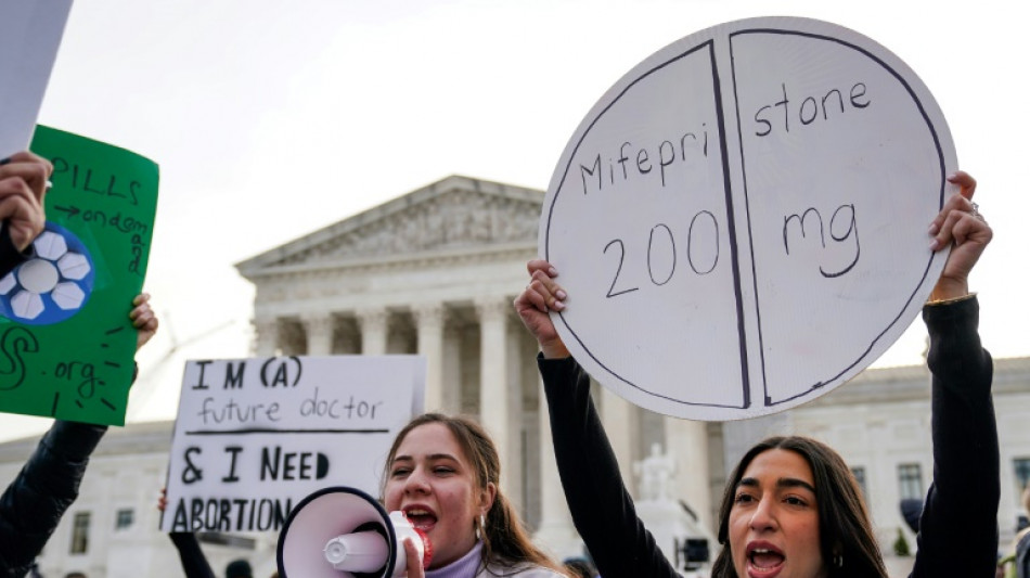 Corte suprema de EEUU examina condiciones de acceso a p&iacute;ldora abortiva