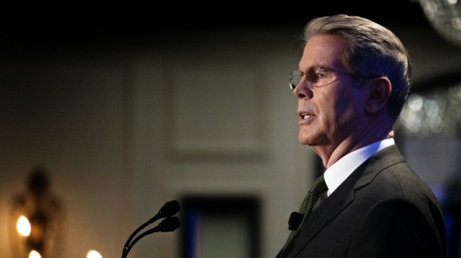 "Todav&iacute;a no" hay tratativas arancelarias con China, afirma el secretario del Tesoro de EEUU