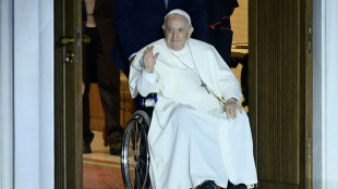 Drame des pensionnats: le pape au Canada pour un "pèlerinage pénitentiel"