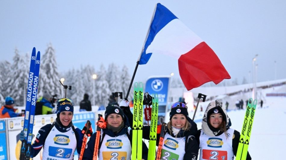 Biathlon: les Fran&ccedil;aises marquent les esprits en relais &agrave; un mois des Jeux