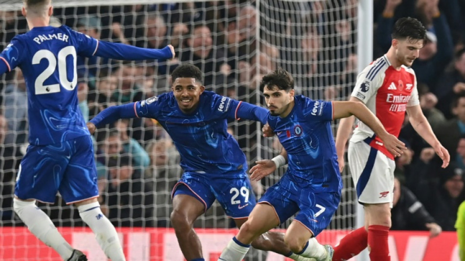 In the end, the match finished in a draw, leaving fans buzzing about what they had just witnessed. Both teams showed moments of brilliance, but Neto’s strike became the highlight of the day. This game served as a reminder that in soccer, you can never underestimate the power of a single player. Chelsea proved they could hang tough against strong opponents, while Arsenal showed they still have room for improvement.