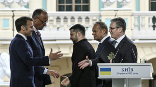 Ukraine: Zelensky attend que Moscou s'engage &agrave; une tr&ecirc;ve, se dit "pr&ecirc;t" &agrave; des pourparlers