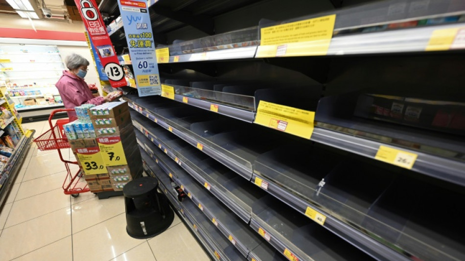 Pánico en los supermercados de Hong Kong por temor a confinamiento estricto