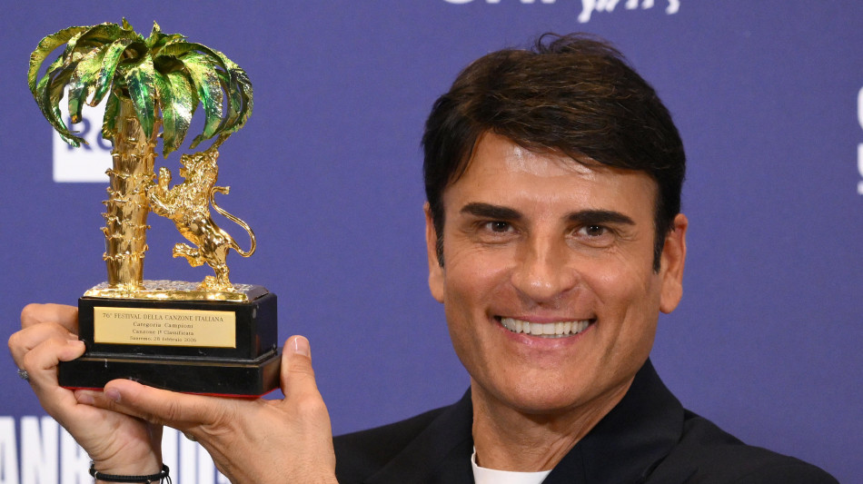 Il sindaco di Napoli Manfredi conferir&agrave; la medaglia della citt&agrave; a Sal Da Vinci