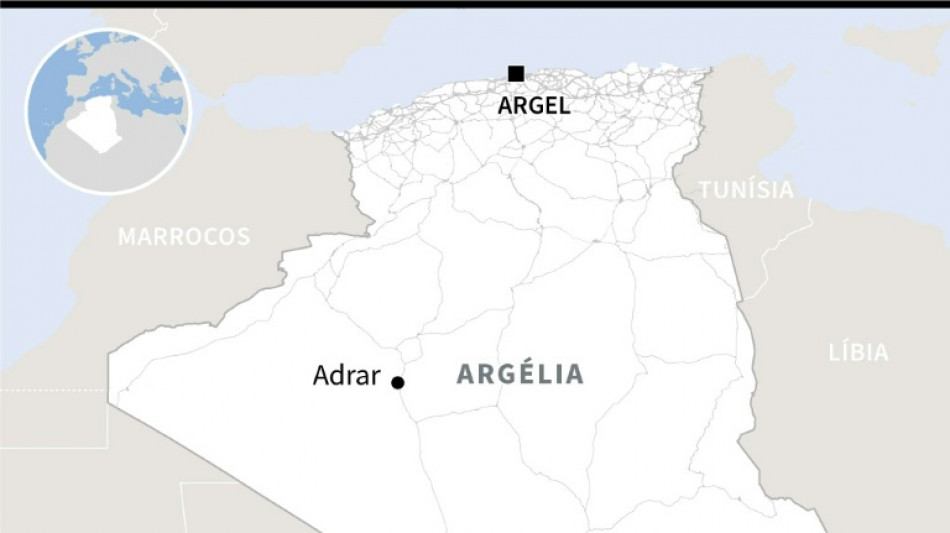 Acidente em estrada deixa ao menos 34 mortos na Arg&eacute;lia