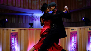 Casal de brasileira e argentino vence mundial de tango em Buenos Aires