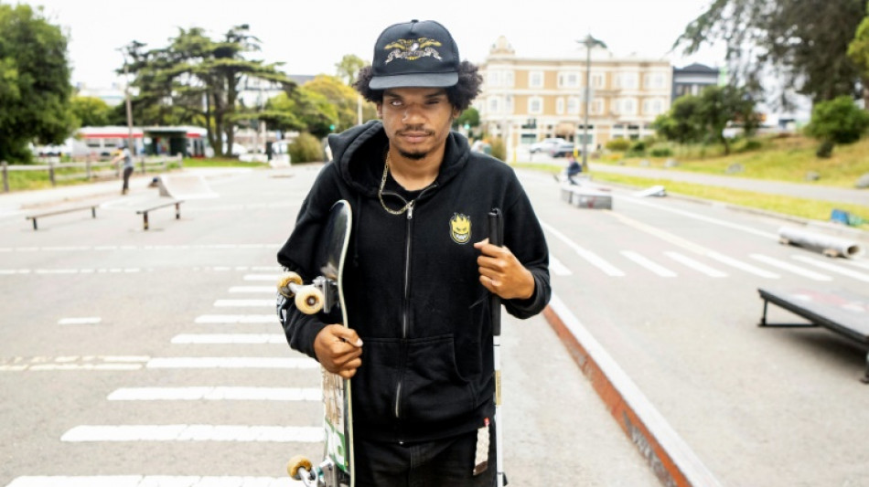 Shot twice, completely blind: US teen is still skateboarding