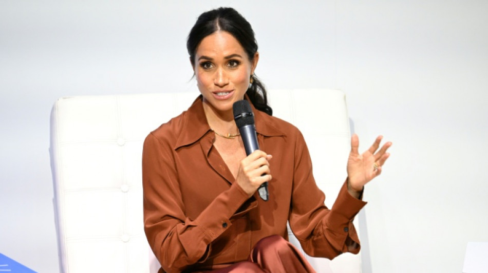 Filipinas investiga laptop com abuso infantil encontrado em antiga resid&ecirc;ncia do pai de Meghan Markle