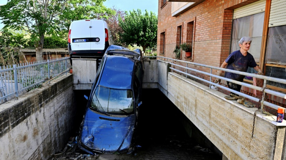 Trombes d'eau en Italie: "Ca nous est tomb&eacute; dessus comme un tourbillon"