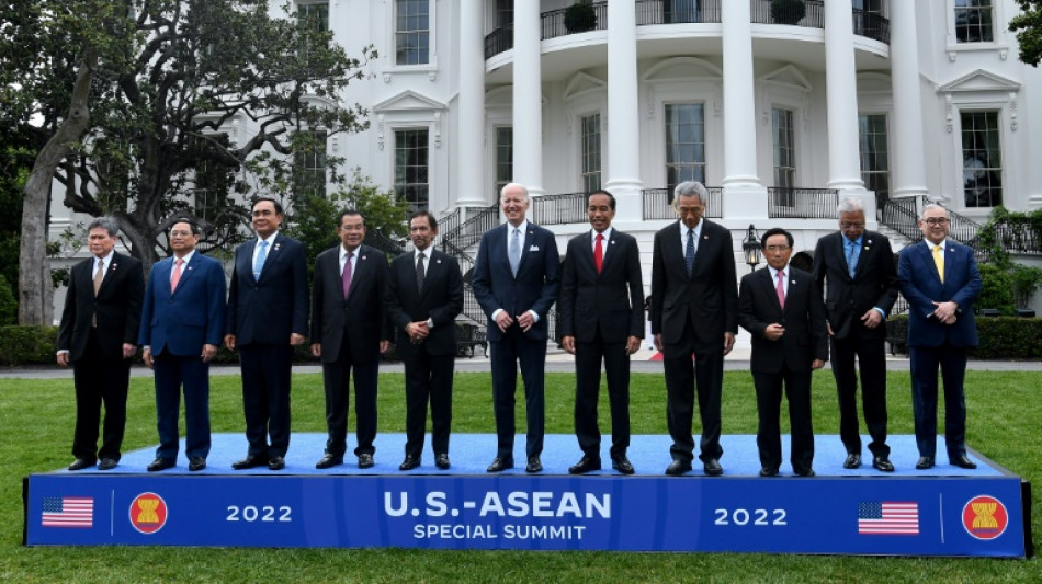 Biden recibe a la cumbre de la ASEAN con proyectos concretos para oponer a Pekín
