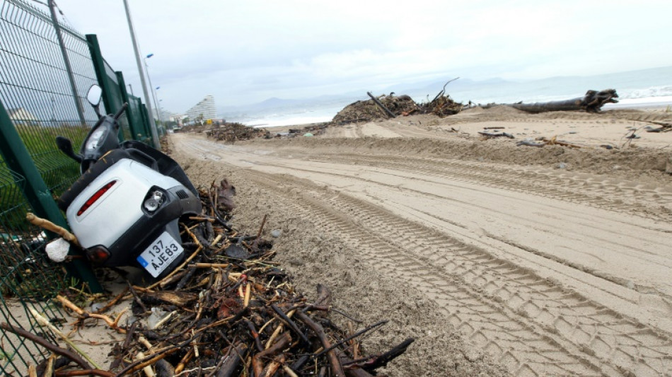 A Villeneuve-Loubet, la mer avance, les plages priv&eacute;es reculent