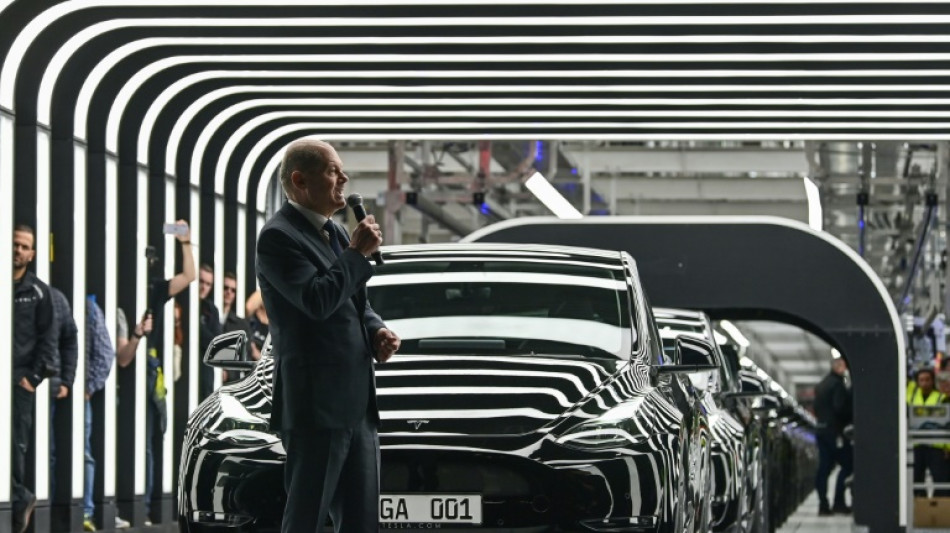 Bericht: Bundeskanzler Scholz l&auml;dt Autoindustrie zu Gipfel ins Kanzleramt ein