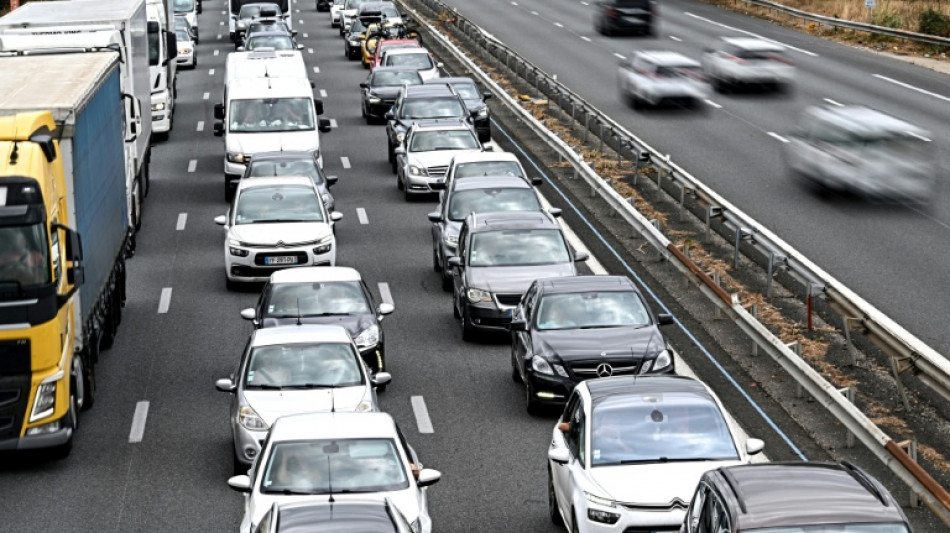 Chass&eacute;-crois&eacute; de l'&eacute;t&eacute;: d&eacute;j&agrave; 500 km de bouchons sur les routes