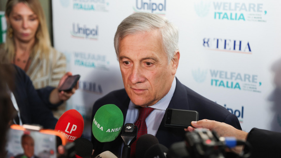 Tajani, blocchi dei tir sbagliati, non si danneggino produttori e consumatori