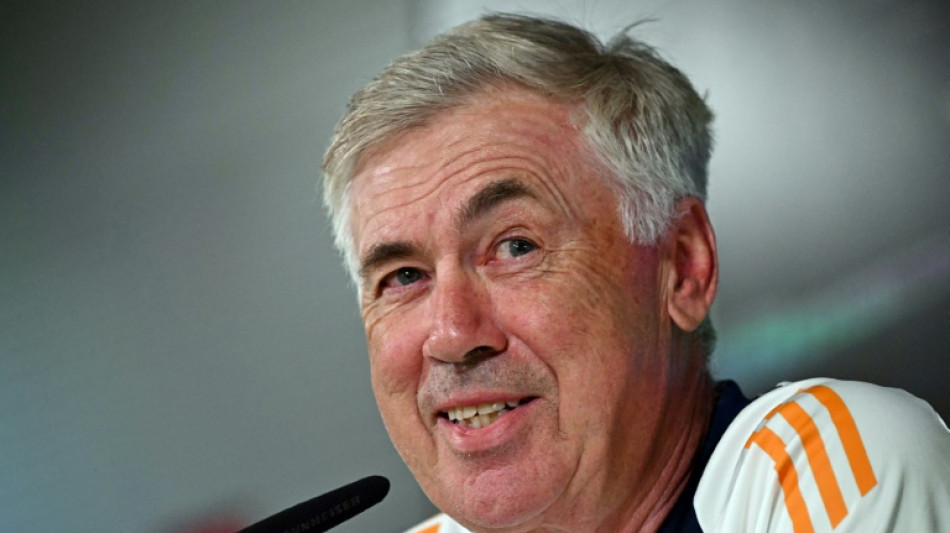 'Mbapp&eacute; &eacute; um talento extraordin&aacute;rio, temos que ajud&aacute;-lo a se adaptar', diz Ancelotti