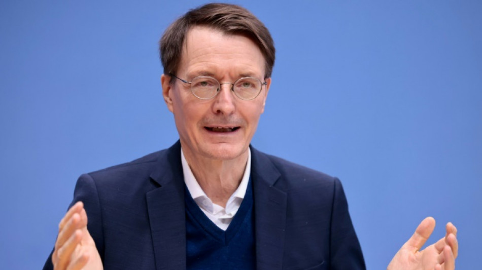 Lauterbach: Vierte Dosis im Falle einer Impfpflicht nicht zwingend notwendig