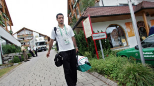 Ir&aacute;n devuelve el pasaporte de su legendario delantero Ali Daei, que apoy&oacute; las protestas