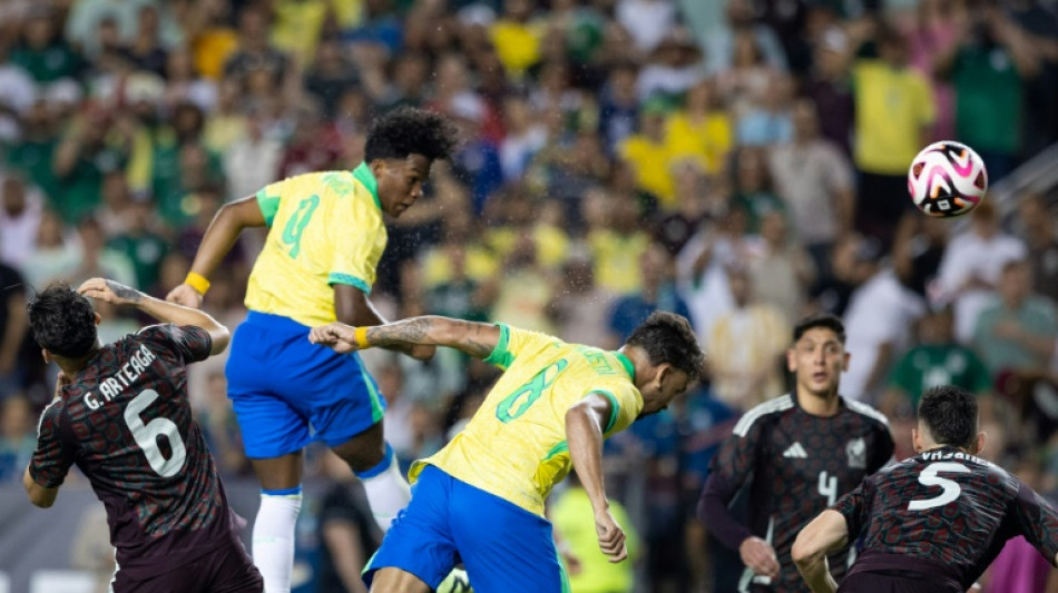 Endrick marca no fim, e Brasil vence M&eacute;xico em amistoso antes da Copa Am&eacute;rica