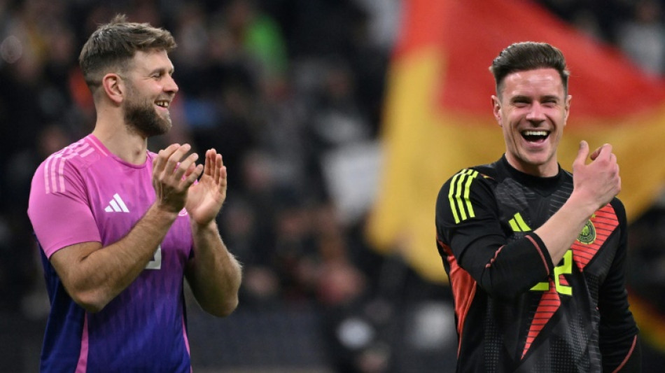 Alemanha vence Holanda (2-1) e confirma recupera&ccedil;&atilde;o antes da Eurocopa
