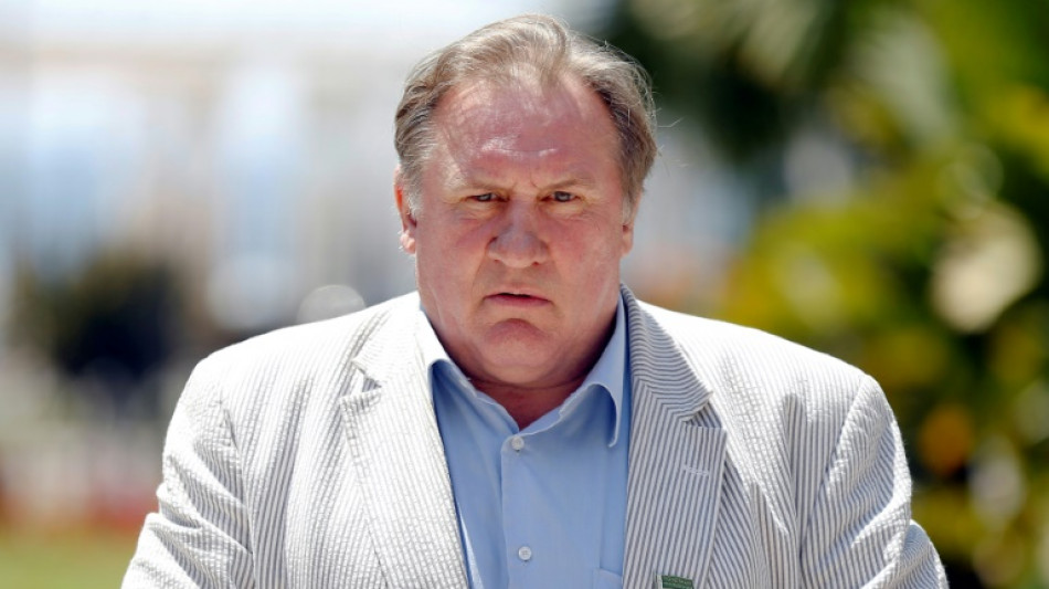 "Compl&eacute;ment d'enqu&ecirc;te" sur Depardieu: France T&eacute;l&eacute;visions veut faire taire le doute