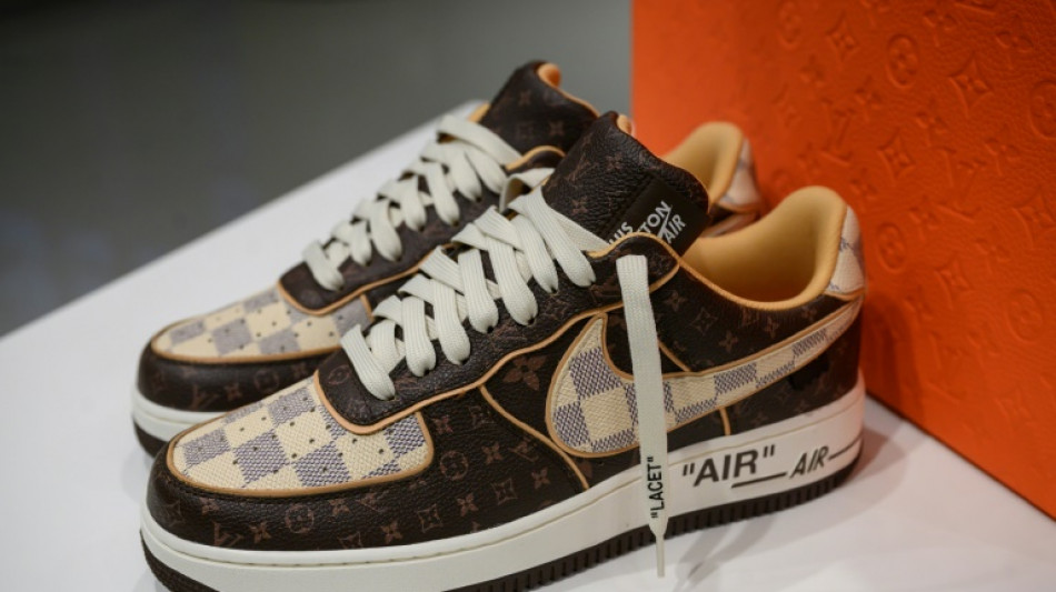 Modelo Nike-Louis Vuitton dise&ntilde;ado por difunto estilista Virgil Abloh va a subasta 
