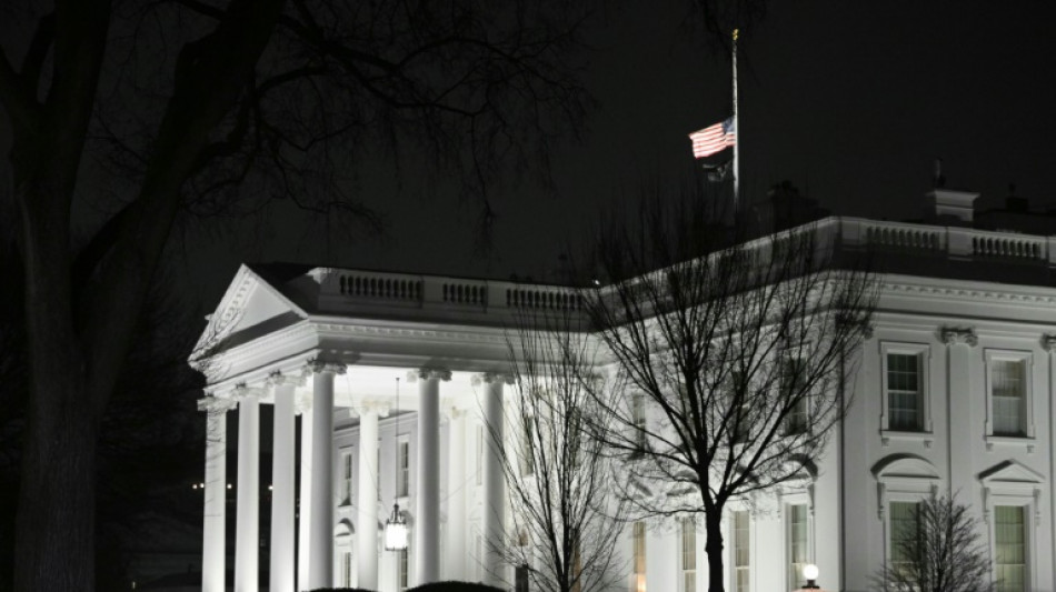 Wei&szlig;es Haus: USA stoppen wichtige Waffenlieferungen an die Ukraine