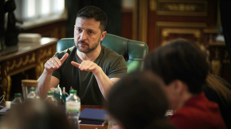 Selenskyj und Trump besprechen bei Telefonat m&ouml;gliche Waffenruhe