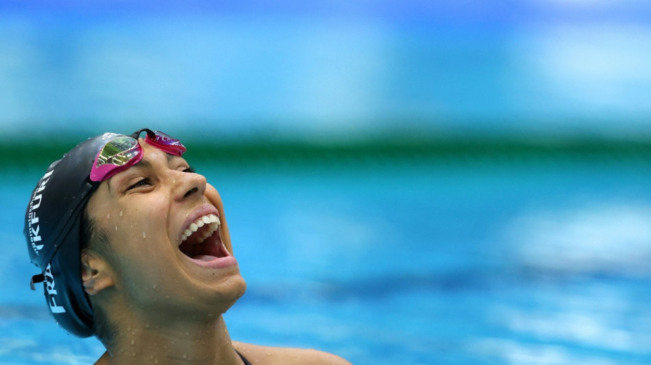 Elendt schwimmt zu WM-Silber über 100 m Brust