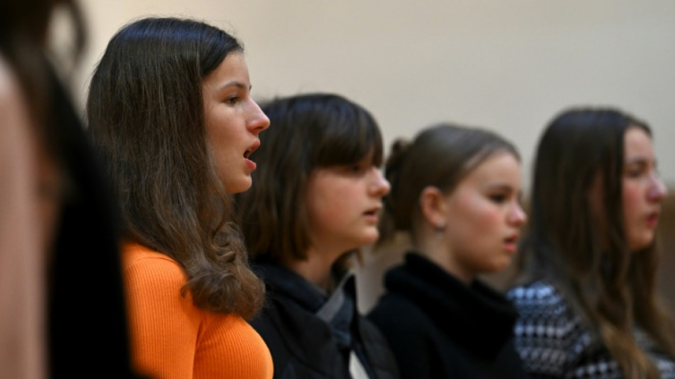Las voces de las ni&ntilde;as resuenan por primera vez en el famoso coro infantil de Ratisbona