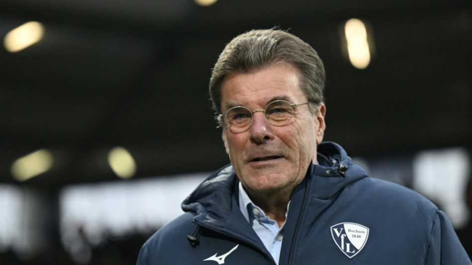 Hecking bleibt auch bei Abstieg Bochum-Trainer