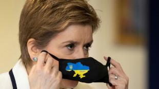 Schottland kündigt Aufhebung von Corona-Maskenpflicht an