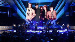 Duran Duran für ein paar Stücke mit Ex-Gitarrist Andy Taylor wiedervereint