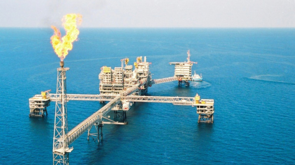 Catar anuncia un acuerdo para suministrar gas a China durante casi tres décadas