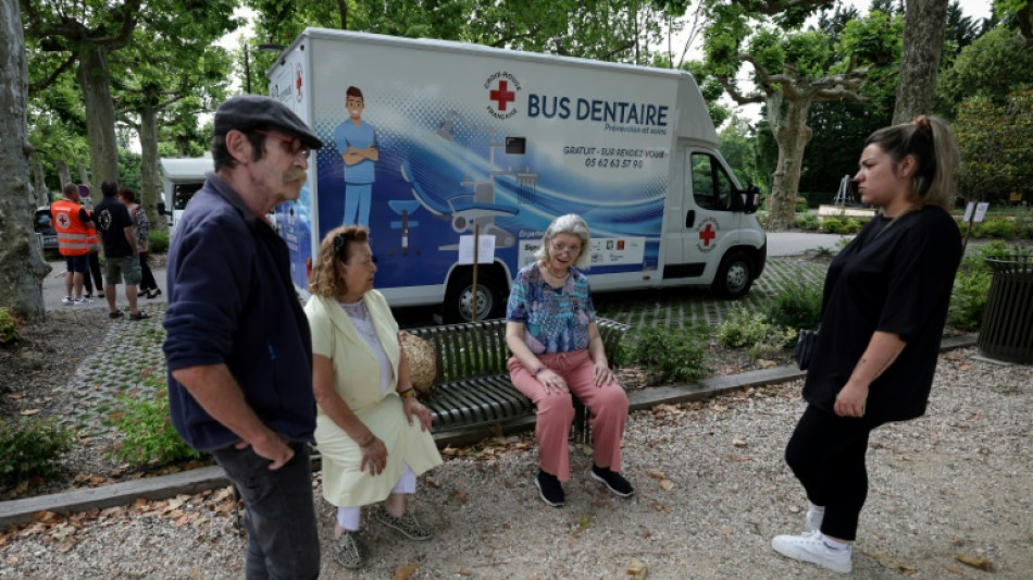 Dans le Gers, un bus dentaire comme rem&egrave;de au d&eacute;ficit de praticiens