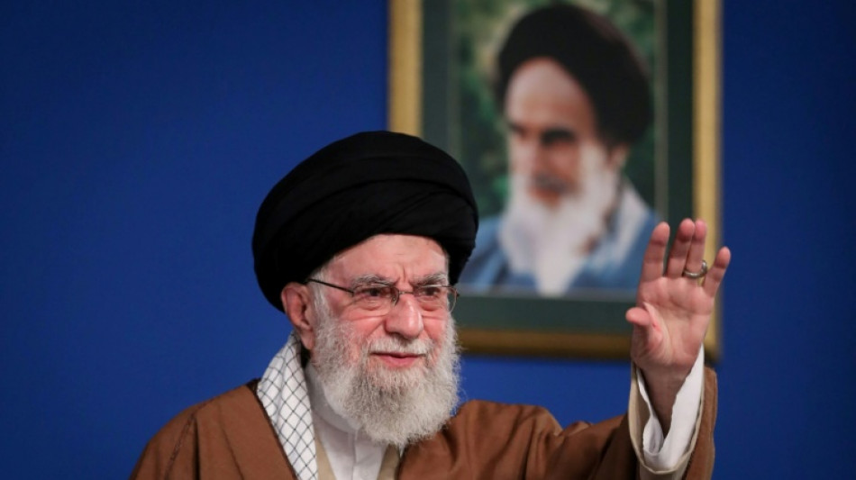 Assessor de Khamenei diz que Ir&atilde; pode expulsar inspetores da ONU