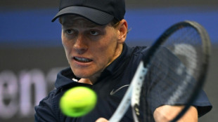 Sinner perde set, mas vence franc&ecirc;s e vai &agrave;s quartas do ATP 500 de Pequim