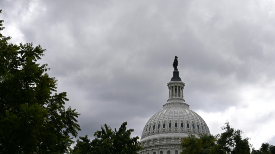 Trump ordena pagar sueldos a los militares de EEUU pese a la par&aacute;lisis presupuestaria