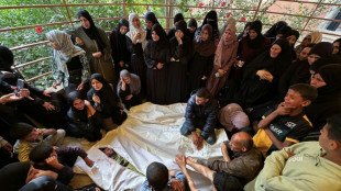 Isra&euml;l pilonne Gaza apr&egrave;s l'annonce d'une reprise limit&eacute;e de l'aide humanitaire