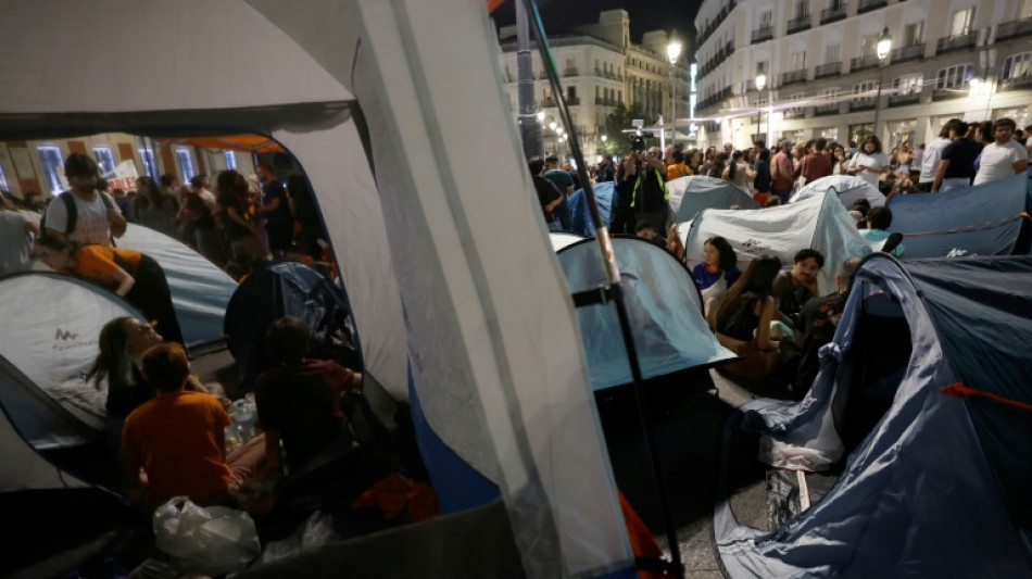 Nach Zwangsr&auml;umung von Wohnung einer 87-J&auml;hrigen: Protestcamp in Madrid errichtet